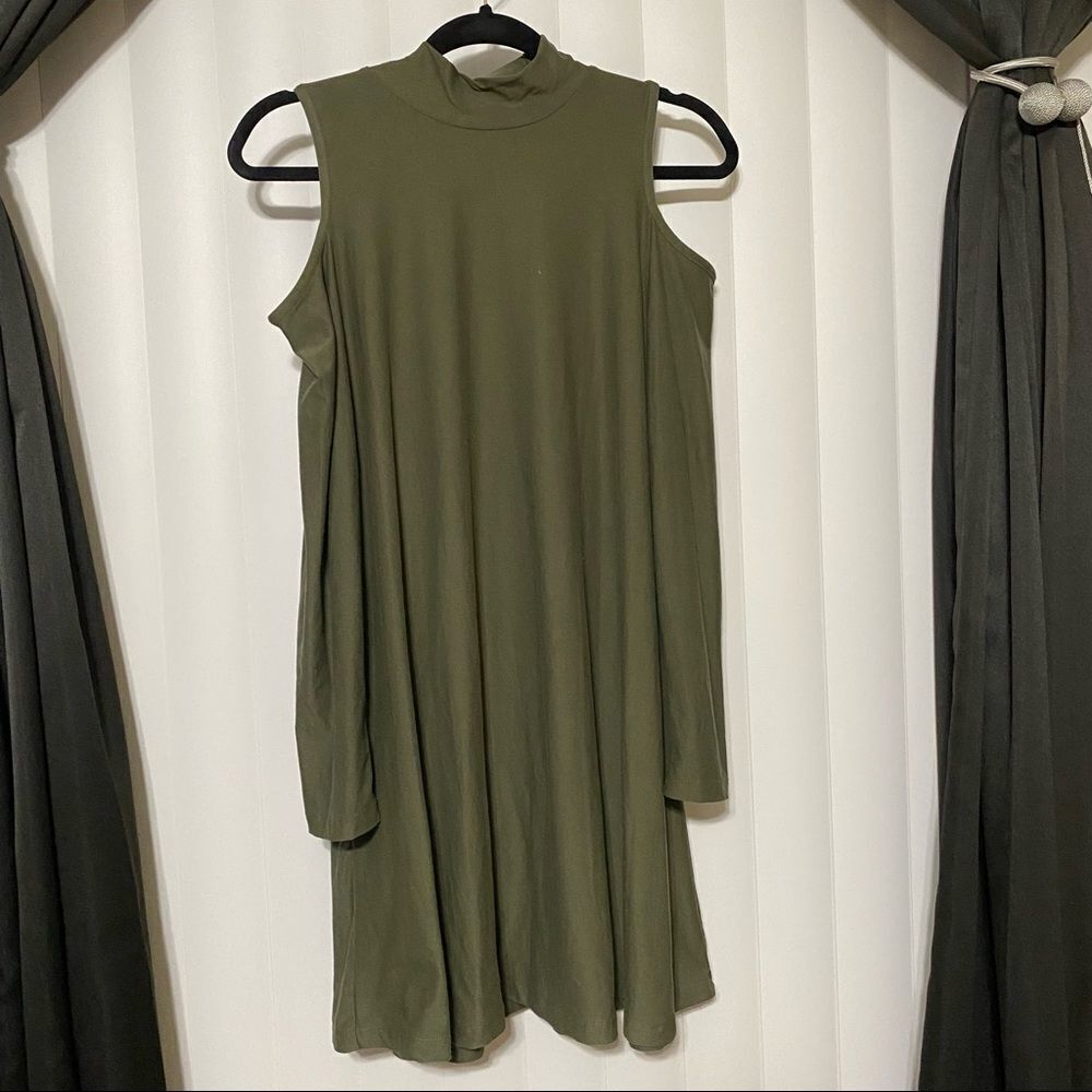 Player Gold olive shoulder peekaboo dress